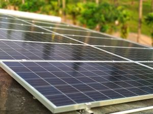 Tấm cell pin năng lượng mặt trời góp phần tạo ra nguồn điện ổn định, không gây hại tới môi trường